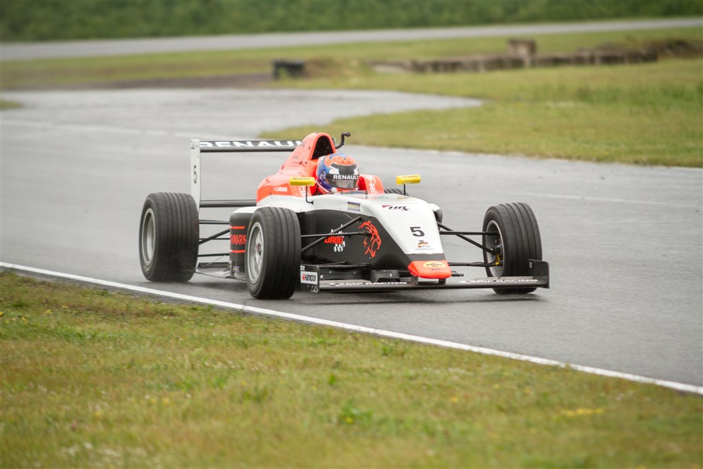 (Foto: SMP F4 NEZ)